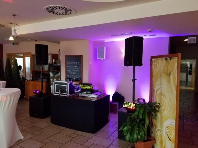 DJ Technik für eine Hochzeit mit DJ im Hotel Rebhahn in Neukenroth bei Kronach 